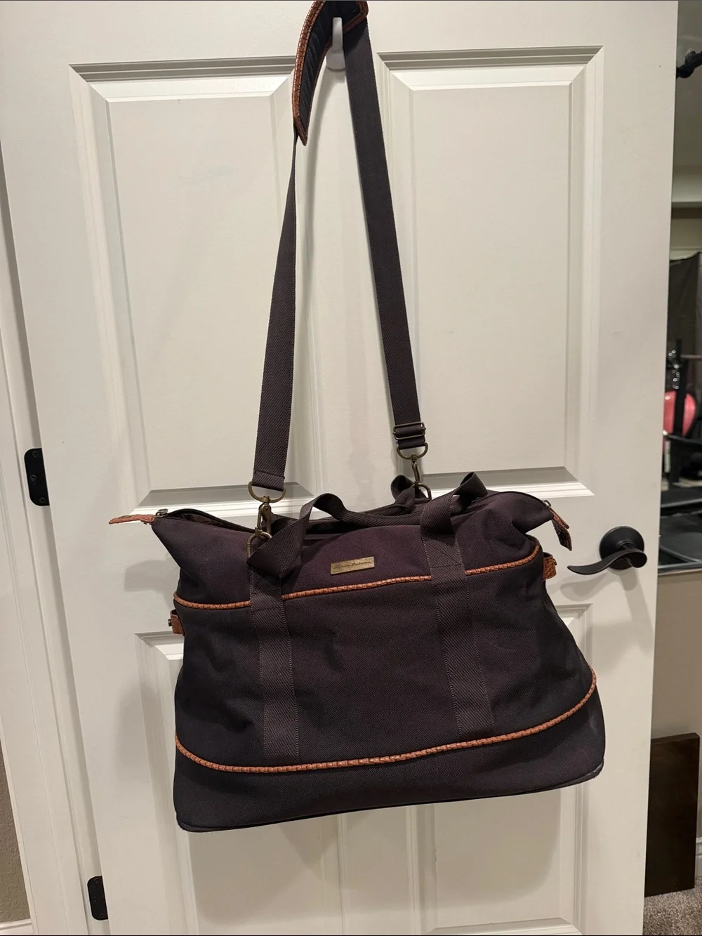 Tommy Bahama carry on duffle bag.  Used once